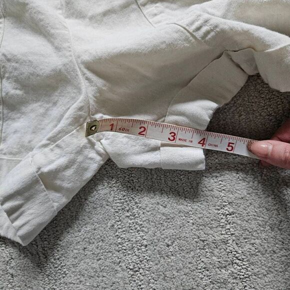 Vince Linen Silk Blend Shorts Size Small in Cream - Picture 6 of 6